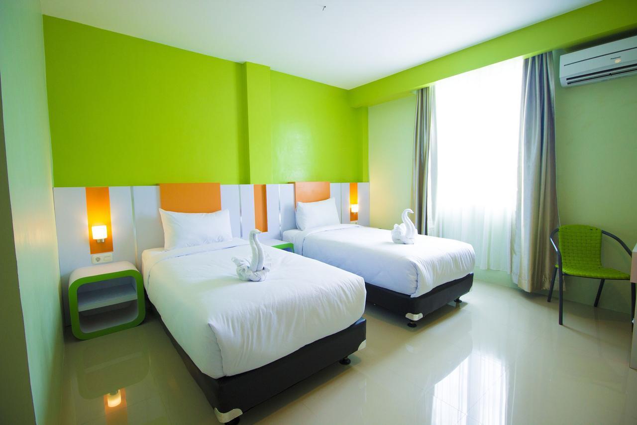 Hannah Hotel Syariah Painan Экстерьер фото