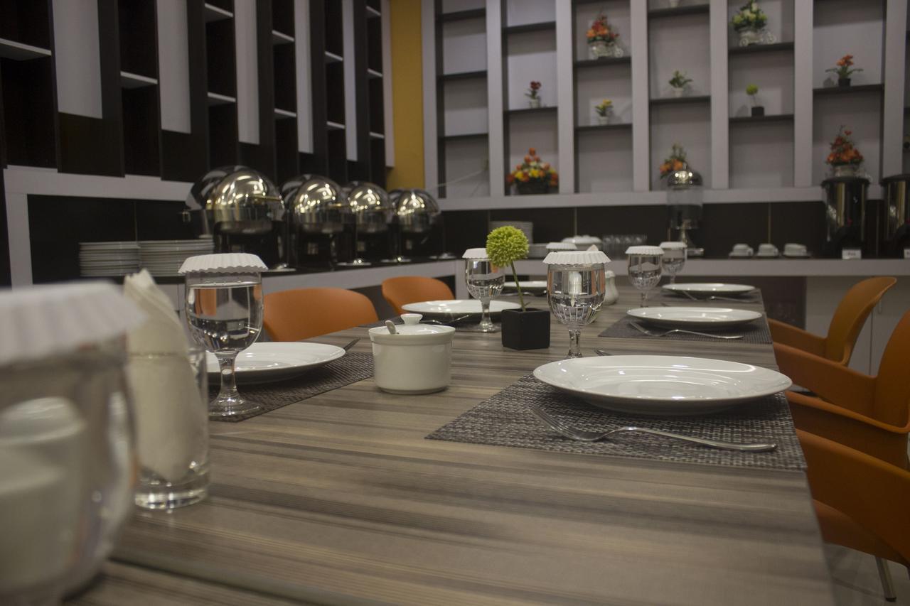 Hannah Hotel Syariah Painan Экстерьер фото