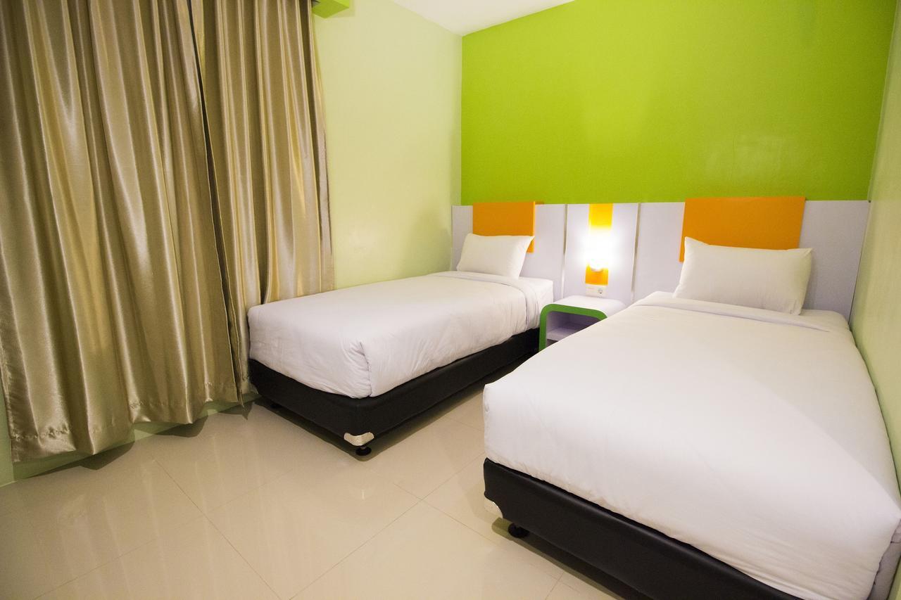 Hannah Hotel Syariah Painan Экстерьер фото