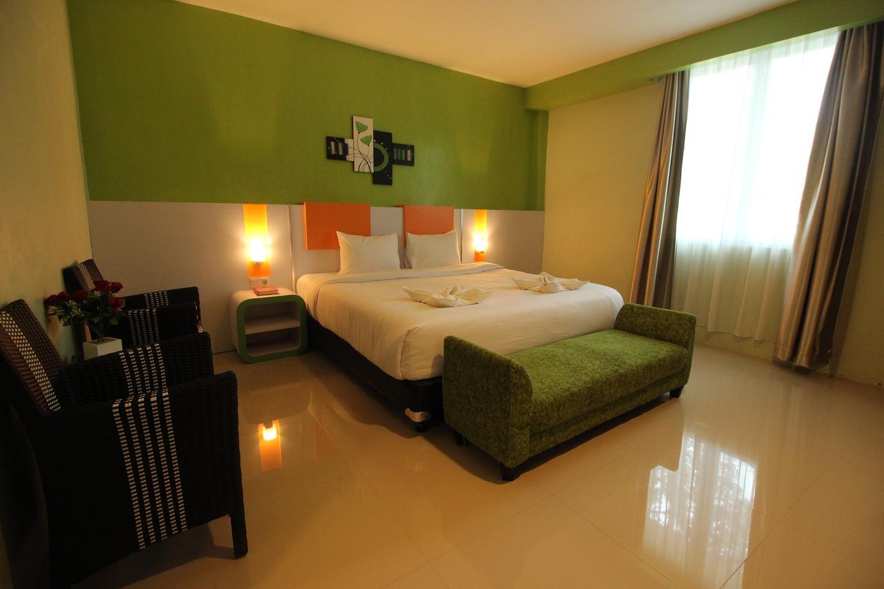 Hannah Hotel Syariah Painan Экстерьер фото
